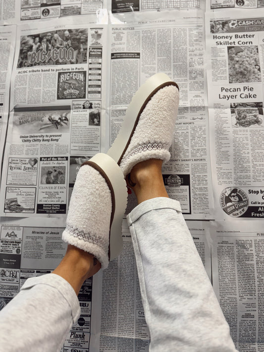 The Luxe Lounger Slipper
