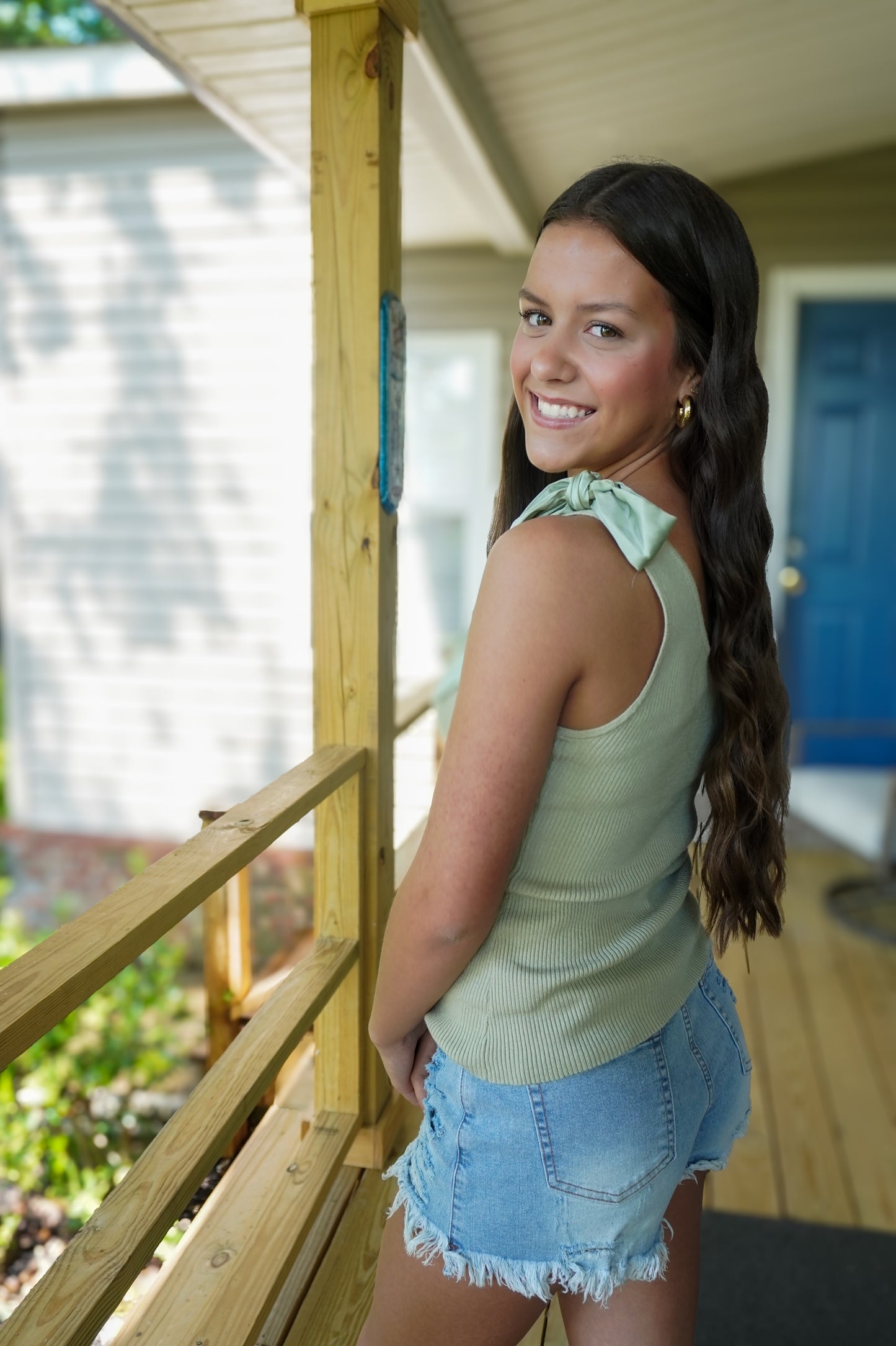 The Sunday Bow Top