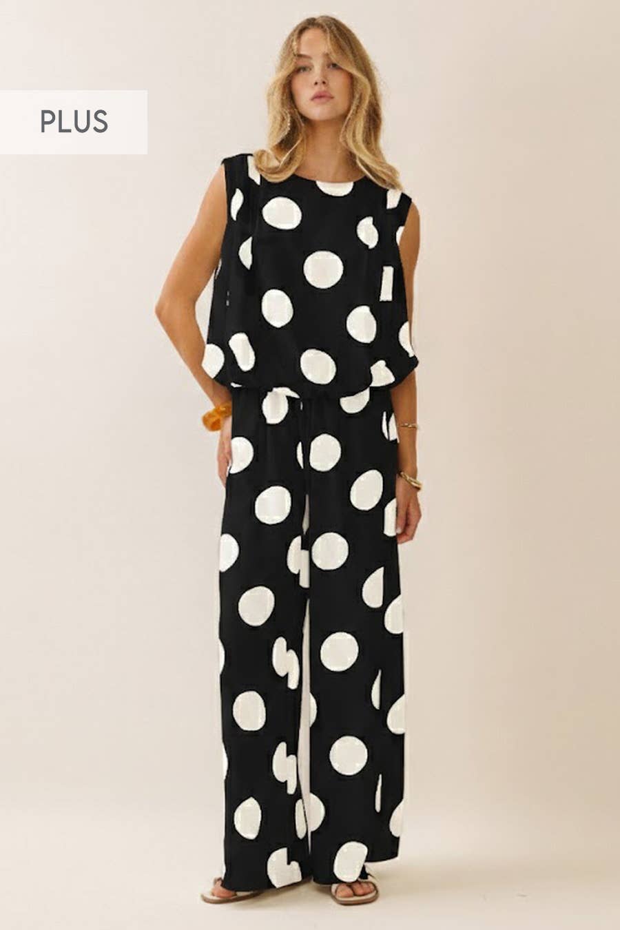 The Broadway Dot Set | Curvy