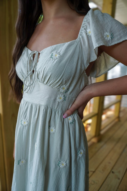 Daisy Breeze Dress