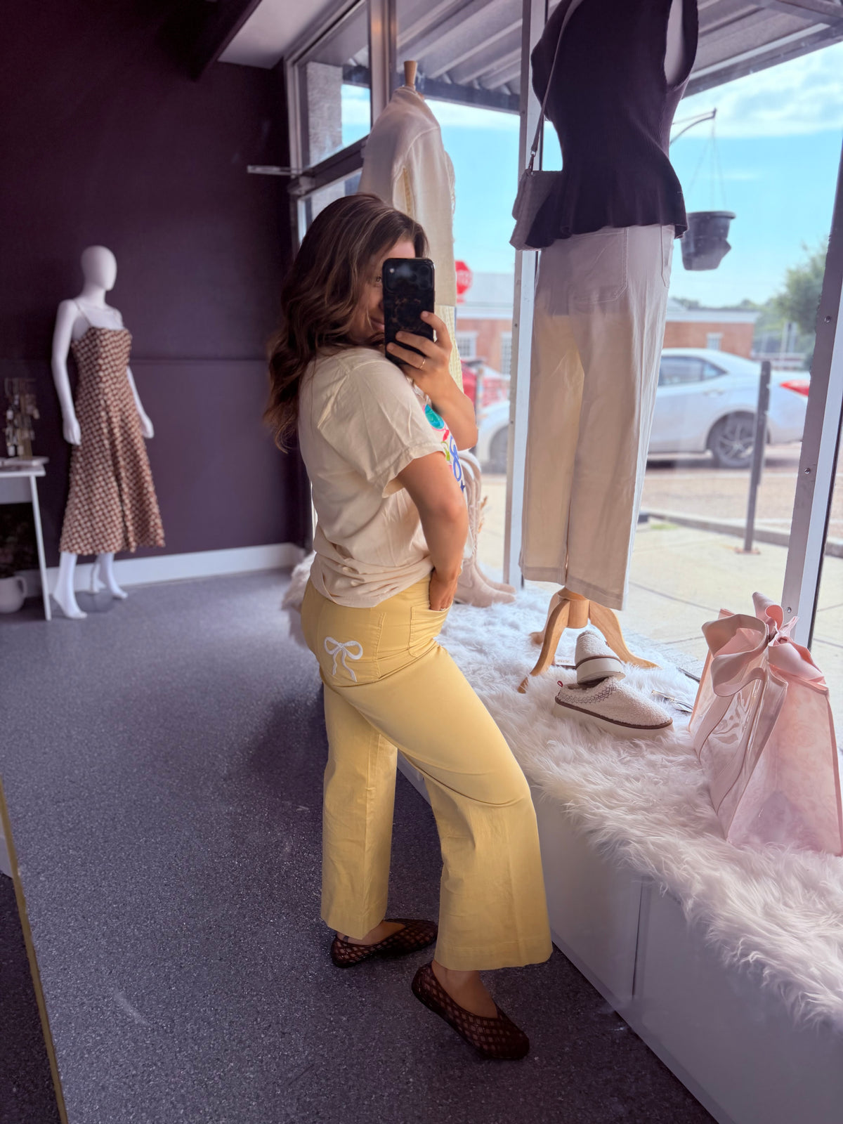 Bow Embroidered Pockets Pants