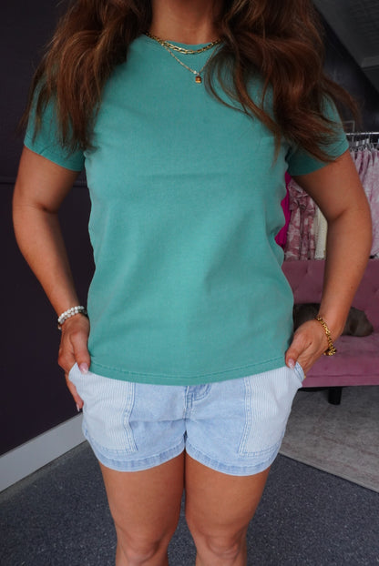 Coastal Seagrass Tee