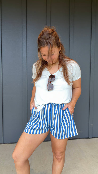 Stripe Contrast Pocket Shorts
